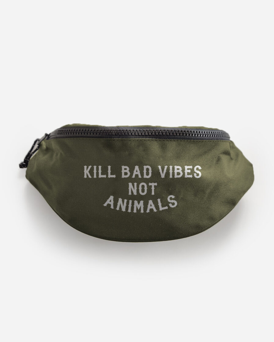 kill-bad-vibes-not-animals-recycelte-bauchtasche-gruen