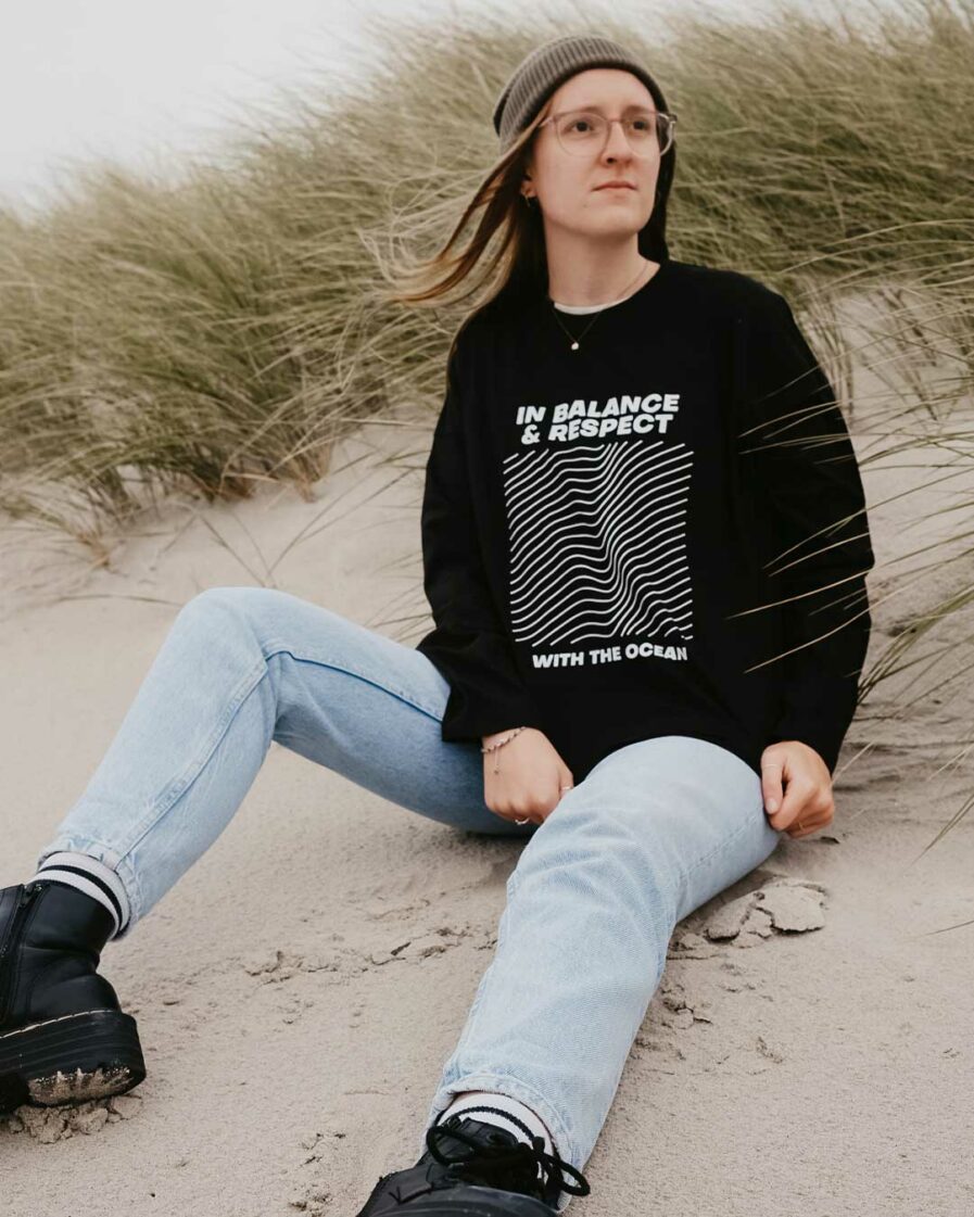 ocean-respect-and-balance-organic-longsleeve-sweatshirt-black2