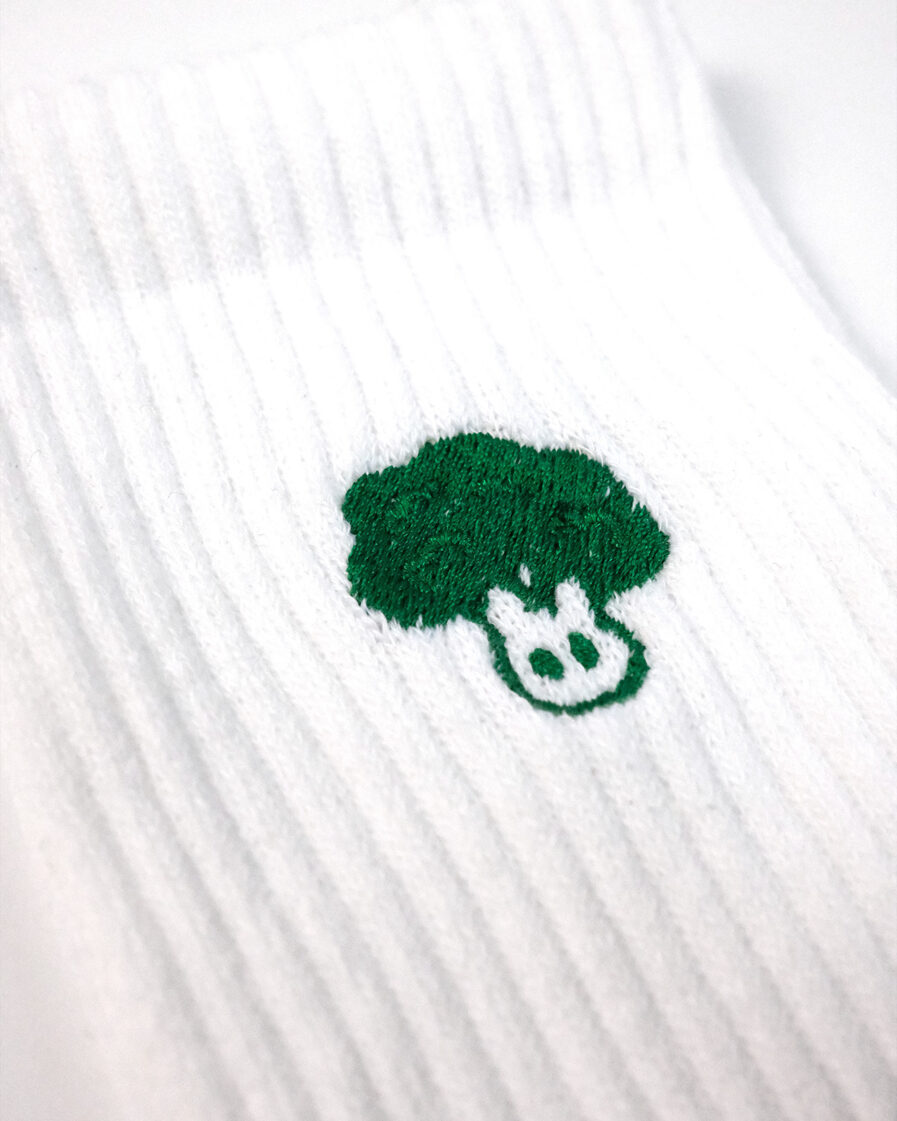 Brokkoli Stickmotiv Socken aus Bio-Baumwollmix
