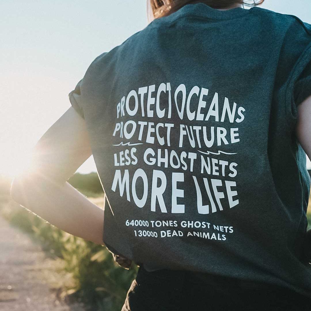 Protect The Ocean Recycelts Shirt Back